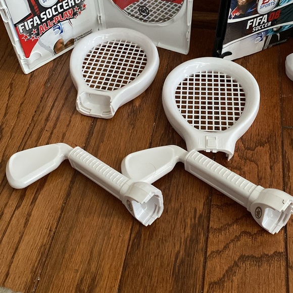 Wii Sports and Games Bundle - White - Picture 5 of 8